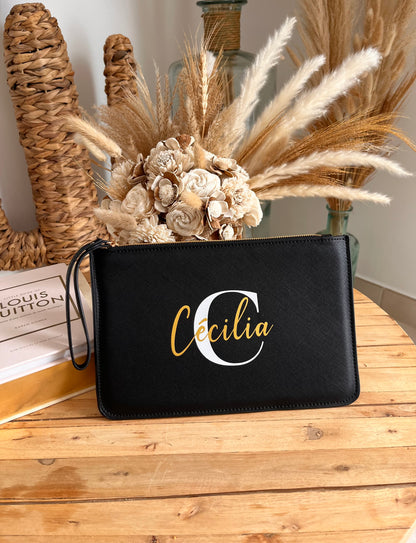 Pochette en cuir Saffiano personnalisée - Élégance et intemporalité